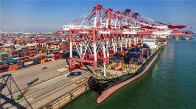 Valoarea importurilor și exporturilor Chinei a depășit 34 de trilioane de yua...